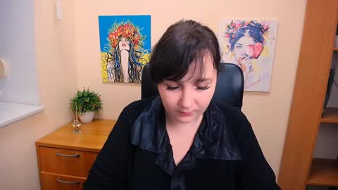 Snapshot of _miranda_sun chatting on 03/01/25, 12:23 Miranda online show from 03/01/25, 12:23