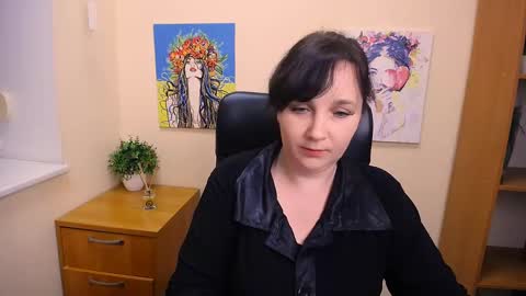 Snapshot of _miranda_sun chatting on 03/01/25, 03:27 Miranda online show from 03/01/25, 03:27