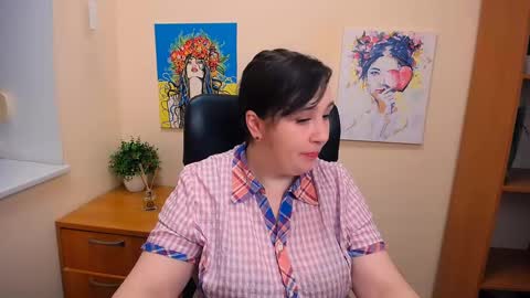 Snapshot of _miranda_sun chatting on 03/02/25, 11:50 Miranda online show from 03/02/25, 11:50