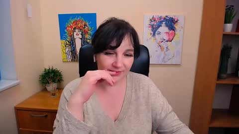 Snapshot of _miranda_sun chatting on 03/11/25, 03:12 Miranda online show from 03/11/25, 03:12