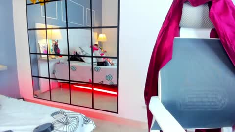_miss_khaleesi_ online show from 07/16/26, 11:38