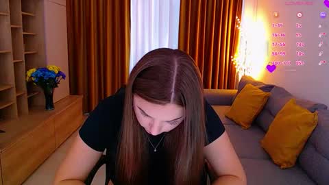 Mia online show from 09/14/25, 09:08