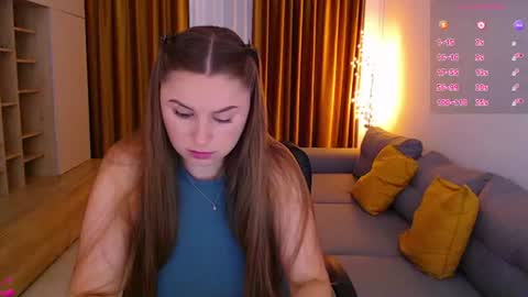 Mia online show from 07/02/26, 07:03