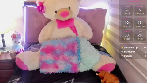 Emi   online show from 03/01/25, 02:48