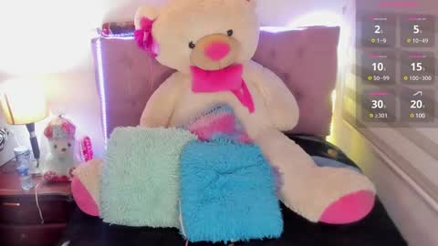 Emi   online show from 03/09/25, 10:30