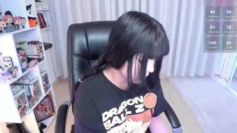 Snapshot of _misshoneyxx chatting on 09/30/25, 04:17 Hanna Idependent Model online show from 09/30/25, 04:17