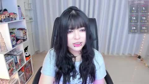 Snapshot of _misshoneyxx chatting on 11/11/25, 06:35 Hanna Idependent Model online show from 11/11/25, 06:35