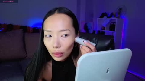 Snapshot of _miura_ chatting on 10/30/25, 01:18 MIURA online show from 10/30/25, 01:18