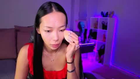 Snapshot of _miura_ chatting on 11/16/25, 01:11 MIURA online show from 11/16/25, 01:11