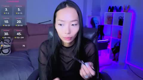 Snapshot of _miura_ chatting on 11/22/25, 01:15 MIURA online show from 11/22/25, 01:15