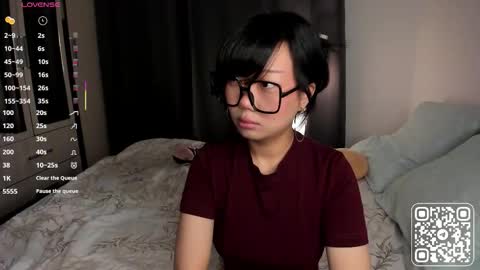 Snapshot of _molly_molly_molly_ chatting on 10/11/25, 02:15 _molly_molly_molly_ online show from 10/11/25, 02:15