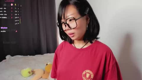 Snapshot of _molly_molly_molly_ chatting on 10/26/25, 10:21 _molly_molly_molly_ online show from 10/26/25, 10:21