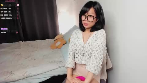 Snapshot of _molly_molly_molly_ chatting on 10/29/25, 10:28 _molly_molly_molly_ online show from 10/29/25, 10:28