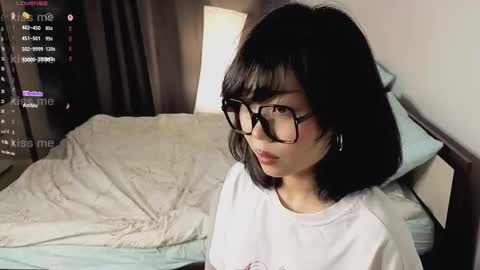 _molly_molly_molly_ online show from 11/14/25, 03:44