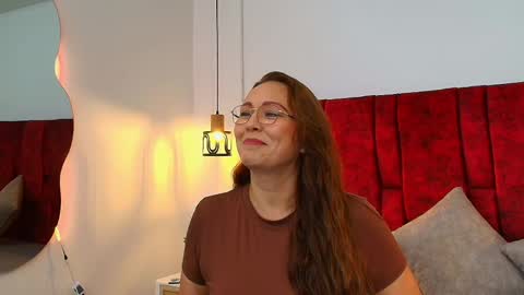 Snapshot of _monaliza_ chatting on 04/04/26, 01:19 _monaliza_ online show from 04/04/26, 01:19
