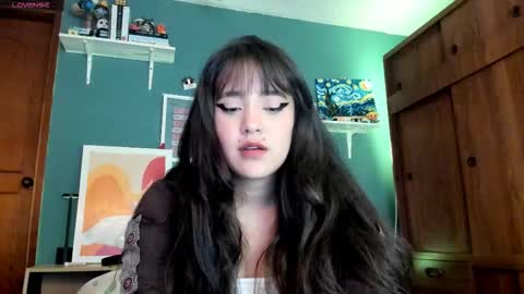 Snapshot of _moon_cake_ chatting on 01/09/26, 03:42 Next stream 950 pm Colombia time xd online show from 01/09/26, 03:42
