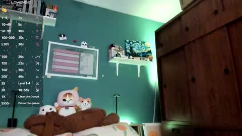 Snapshot of _moon_cake_ chatting on 03/18/26, 02:04 Next stream 950 pm Colombia time xd online show from 03/18/26, 02:04