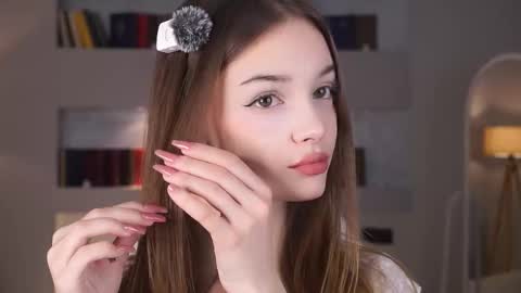 Snapshot of _moonlit_melody_ chatting on 03/21/26, 06:55 Margo online show from 03/21/26, 06:55
