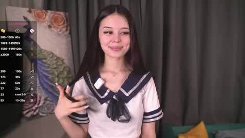 Snapshot of _moonlit_melody_ chatting on 05/25/26, 07:53 Margo online show from 05/25/26, 07:53