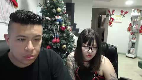 Snapshot of _mr_panda_ chatting on 11/21/25, 07:45 Panda online show from 11/21/25, 07:45