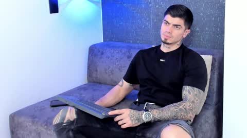 _mrcock_ online show from 04/02/26, 04:26