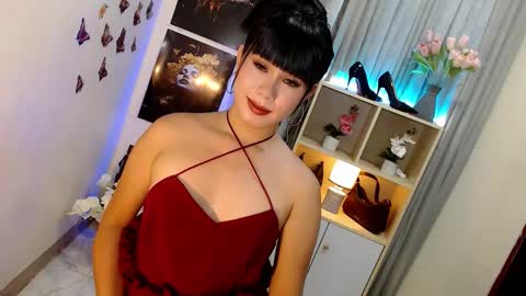 _mysticdoll_ online show from 10/07/25, 01:03