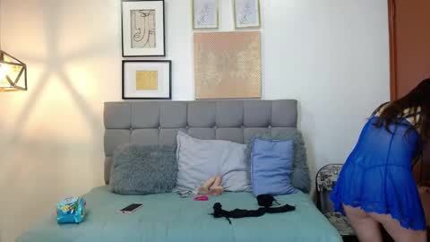_naomi_s online show from 04/24/26, 01:35