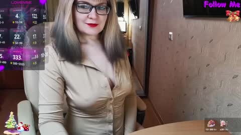 Snapshot of _natali_ chatting on 01/18/25, 05:41 MagicWoman online show from 01/18/25, 05:41