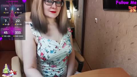 Snapshot of _natali_ chatting on 02/07/25, 10:20 MagicWoman online show from 02/07/25, 10:20