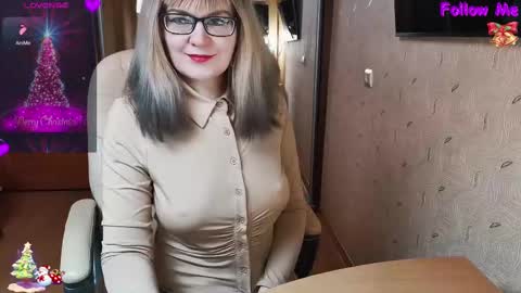 Snapshot of _natali_ chatting on 02/09/25, 08:45 MagicWoman online show from 02/09/25, 08:45