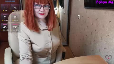 Snapshot of _natali_ chatting on 09/22/25, 02:57 MagicWoman online show from 09/22/25, 02:57