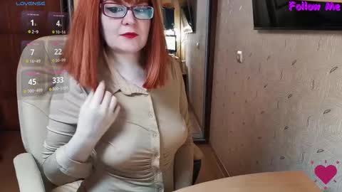 Snapshot of _natali_ chatting on 10/18/25, 08:26 MagicWoman online show from 10/18/25, 08:26