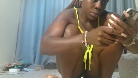 Snapshot of _naughty_alexah chatting on 04/19/26, 01:32 _naughty_alexah online show from 04/19/26, 01:32