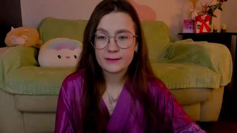 Mia with a big heart  online show from 03/06/25, 03:35