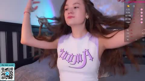 Mia with a big heart  online show from 09/14/25, 11:09