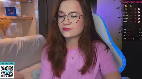 Mia with a big heart  online show from 11/26/25, 02:23