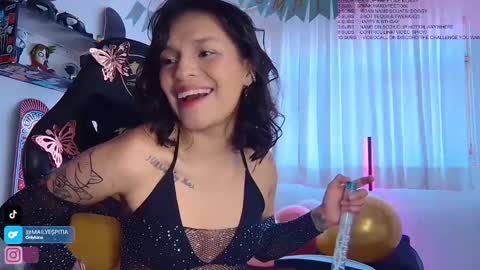 Mai   MODEL INDEPENT  online show from 01/11/25, 05:51