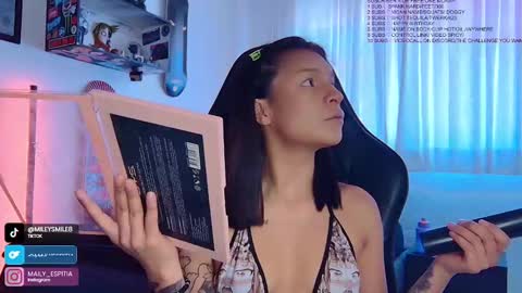 Mai   MODEL INDEPENT  online show from 01/21/25, 03:43