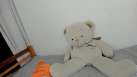 Nicole online show from 07/08/26, 06:56
