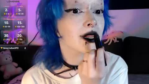 Nicole online show from 07/22/26, 10:01