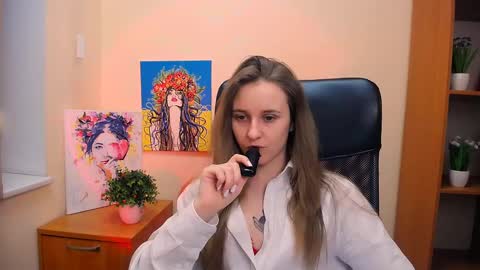 Nica online show from 02/17/25, 12:48