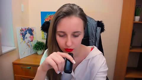 Nica online show from 02/18/25, 12:39