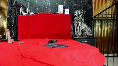  NicoleSweet1 online show from 07/23/26, 10:29