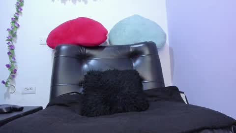 juliana online show from 02/04/25, 09:07