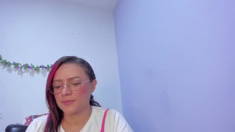 juliana online show from 02/08/25, 12:50