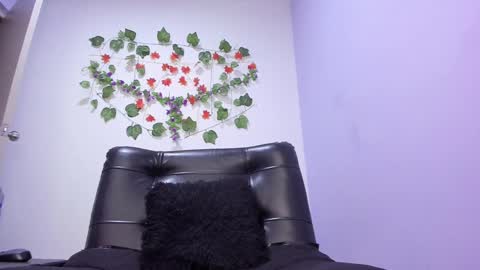 juliana online show from 02/11/25, 08:58