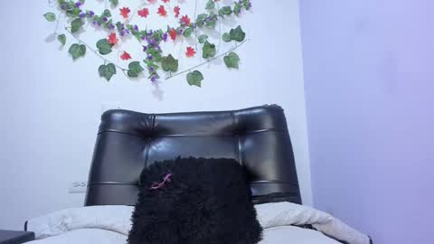juliana online show from 02/15/25, 09:05