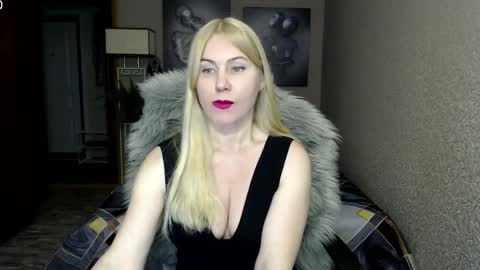 Snapshot of _night_fantasy_ chatting on 03/07/25, 04:33 Donella    online show from 03/07/25, 04:33