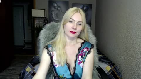 Snapshot of _night_fantasy_ chatting on 03/10/25, 04:14 Donella    online show from 03/10/25, 04:14