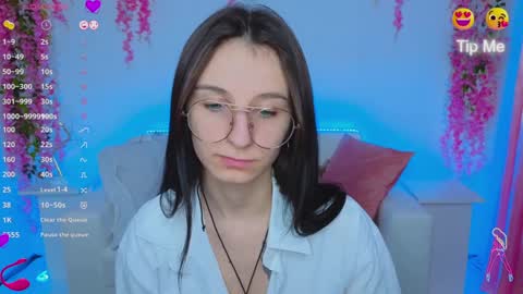 Nika online show from 12/09/24, 05:08
